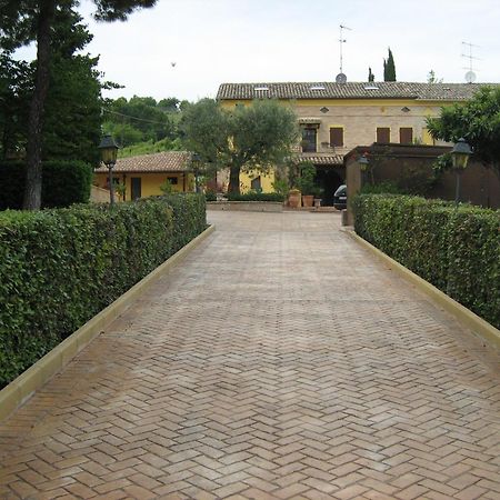 Il Giardino Dei Limoni Hotell Montecassiano Eksteriør bilde