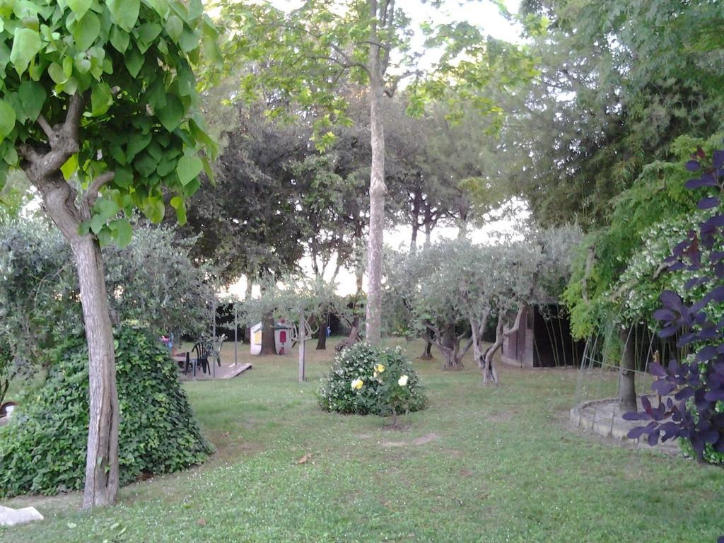 Il Giardino Dei Limoni Hotell Montecassiano Eksteriør bilde