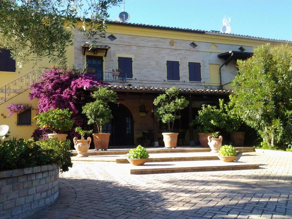 Il Giardino Dei Limoni Hotell Montecassiano Eksteriør bilde